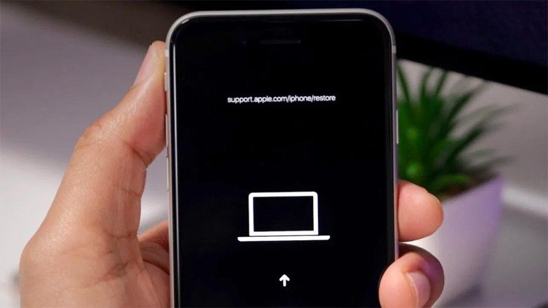 Cập nhật hệ điều hành điện thoại để sửa lỗi phần mềm liên quan đến tai nghe