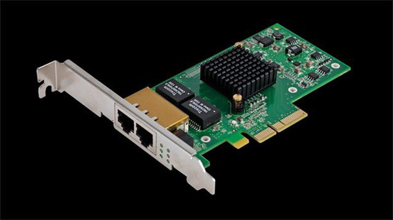 Card mạng Wi-Fi và Bluetooth, linh kiện giúp laptop kết nối không dây, là một phần của cấu tạo phần cứng laptop.
