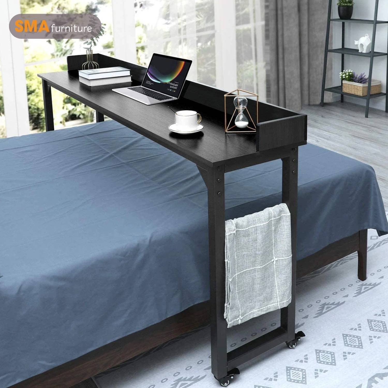 Chân bàn kê laptop trên giường có bánh xe xoay 360 độ