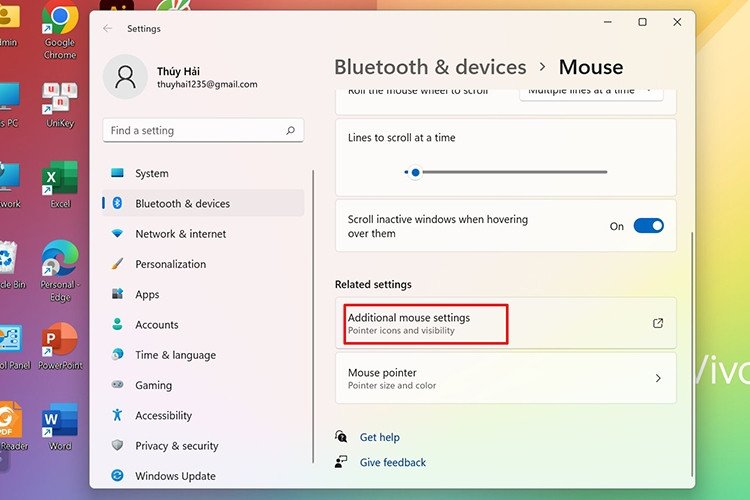 Chọn Additional mouse options để cấu hình lại chuột cảm ứng laptop
