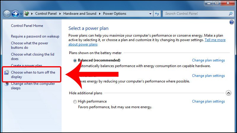 Chọn Choose when to turn off the display để điều chỉnh thời gian sáng màn hình laptop