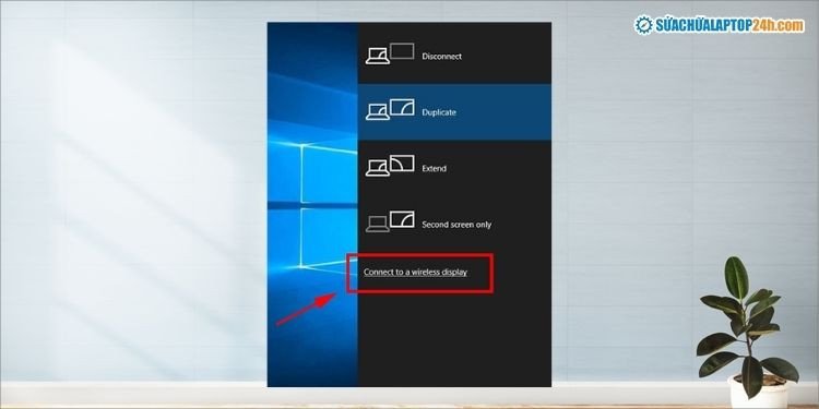 Chọn Connect to a wireless display trên Windows để bắt đầu kết nối không dây