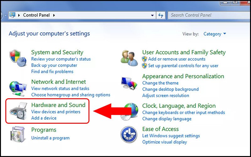 Chọn Hardware and Sound trong Control Panel để truy cập cài đặt chuột
