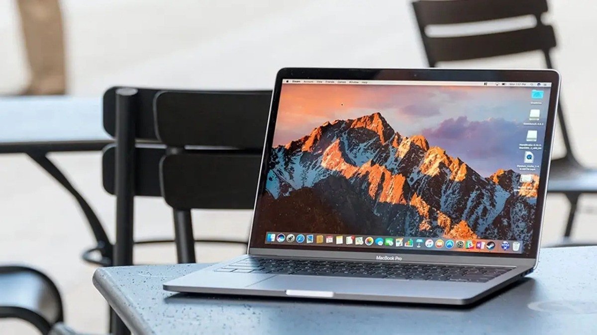 Chọn hình nền độ phân giải cao để tránh bị mờ