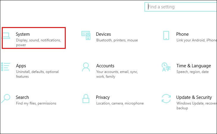 Chọn mục System trong cửa sổ cài đặt Windows để điều chỉnh các tùy chọn năng lượng và pin.