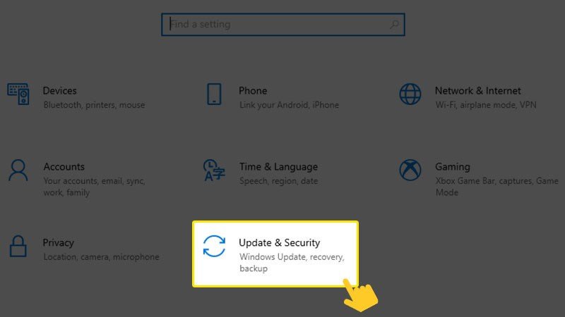 Chọn mục Update &amp; Security để tiếp tục quá trình khôi phục