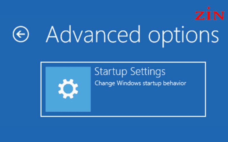 Chọn See more recovery options và Startup Settings để vào chế độ an toàn khi laptop bị treo