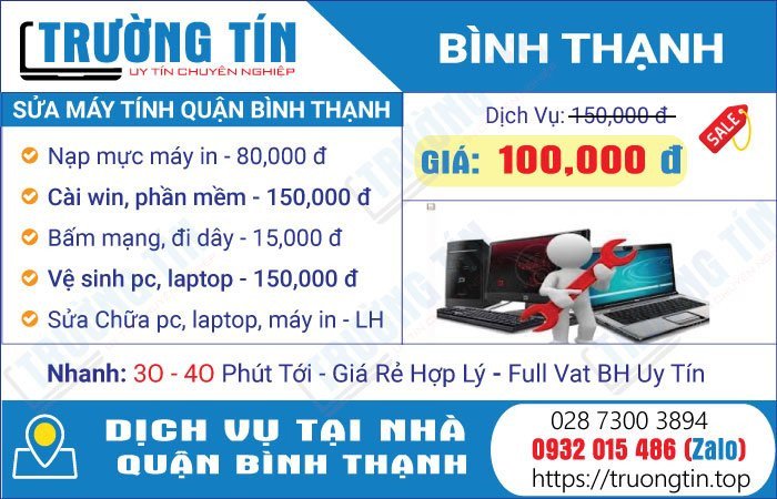Chuyên gia kỹ thuật đang kiểm tra laptop tại trung tâm sửa chữa laptop quận Bình Thạnh