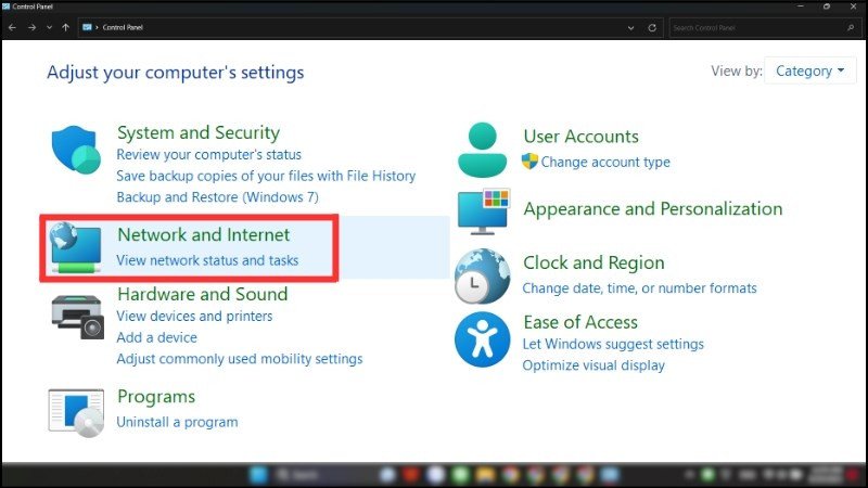 Click chọn Network and Internet trong Control Panel