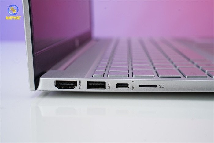 Cổng kết nối trên HP Pavilion 14
