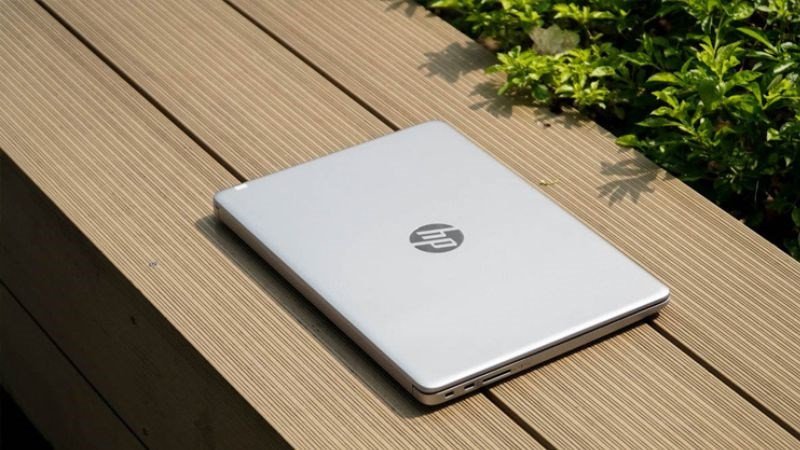 Công nghệ chống chói được trang bị trên HP 240 G8 i3 1115G4