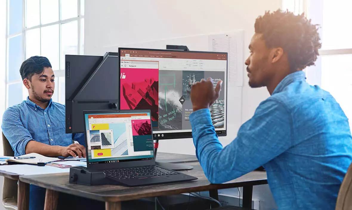 Cổng Thunderbolt 3 trên laptop ThinkPad X1 Carbon Gen 6 mang lại tốc độ truyền dữ liệu vượt trội.