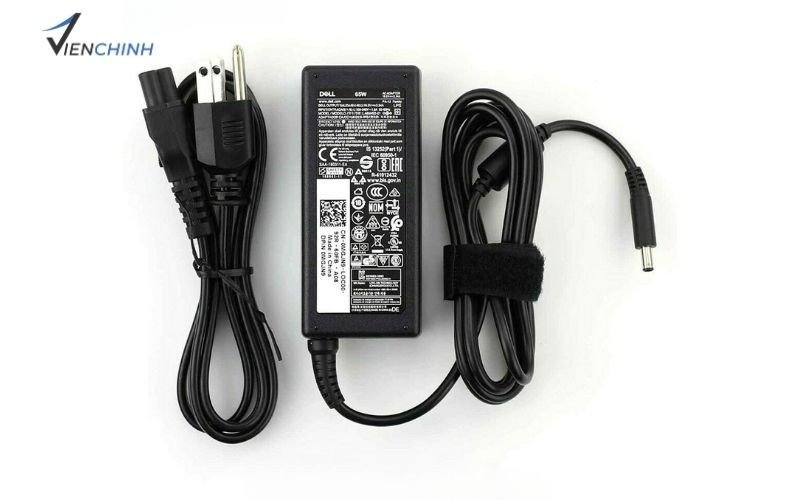Dây sạc laptop bị hỏng cần thay thế