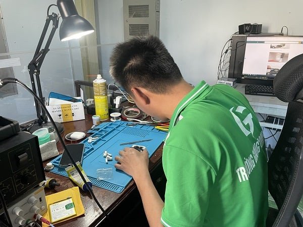 Dịch vụ sửa Airpods tại Đà Nẵng uy tín