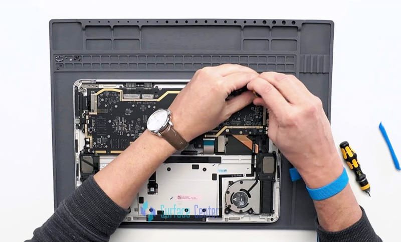 Dịch vụ thay pin Surface Laptop 3
