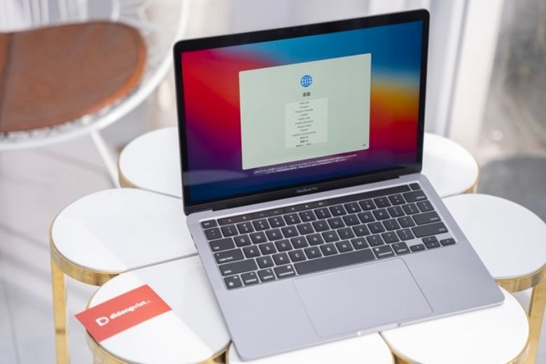 Độ bền vượt trội của MacBook so với một số dòng laptop Windows, yếu tố quan trọng khi sinh viên lựa chọn