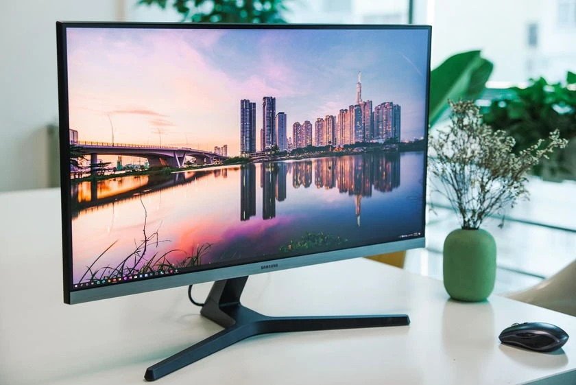 Độ phân giải sắc nét trên màn hình 21 inch cho hình ảnh chân thực