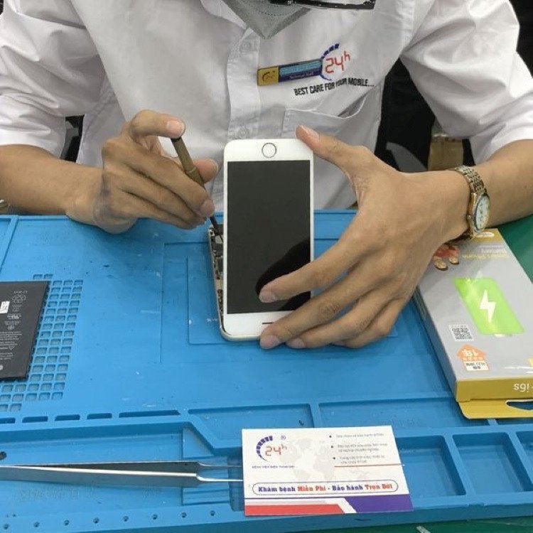 Đội ngũ kỹ thuật viên được đào tạo kỹ lưỡng và có nhiều năm kinh nghiệm trong nghề