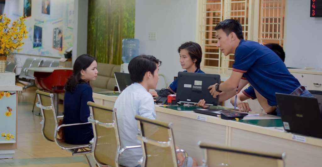 FPT Services hỗ trợ sửa chữa laptop