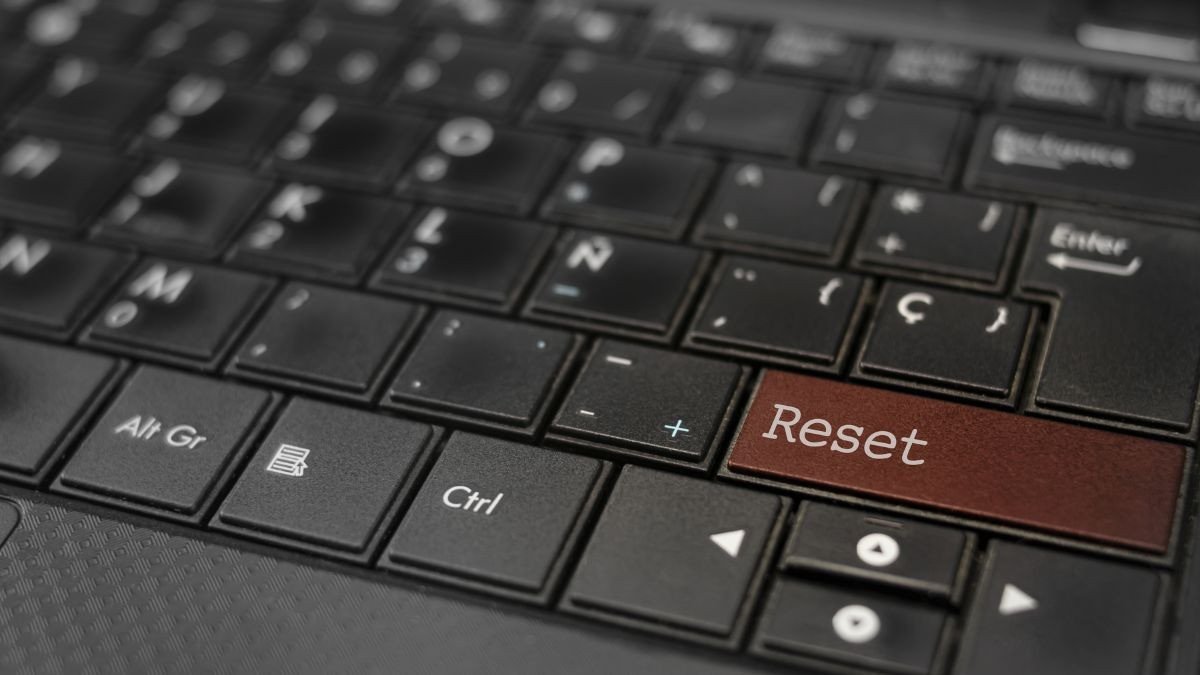 Giải đáp các thắc mắc phổ biến khi thực hiện reset laptop Dell về trạng thái ban đầu