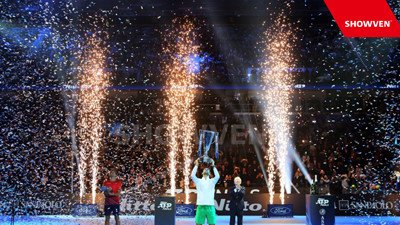 Giải quần vợt Nitto ATP Finals, nơi sự tập trung âm thanh từ **tai nghe in ear gaming** là cần thiết