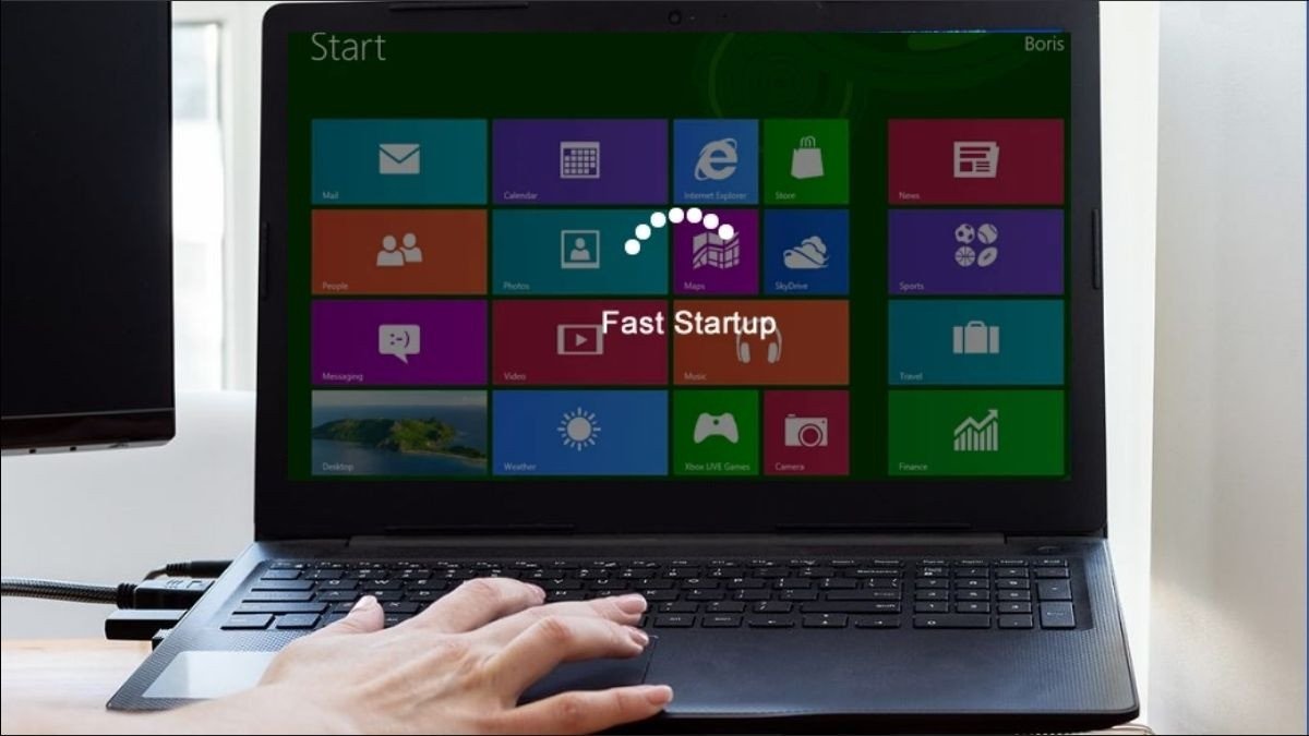 Giao diện cài đặt Power Options trong Windows, nơi có tùy chọn Khởi động nhanh có thể khiến laptop tự bật nguồn không mong muốn