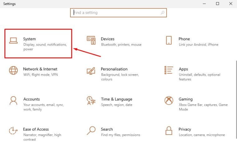 Giao diện cài đặt System trên Windows, nơi điều chỉnh xoay màn hình laptop
