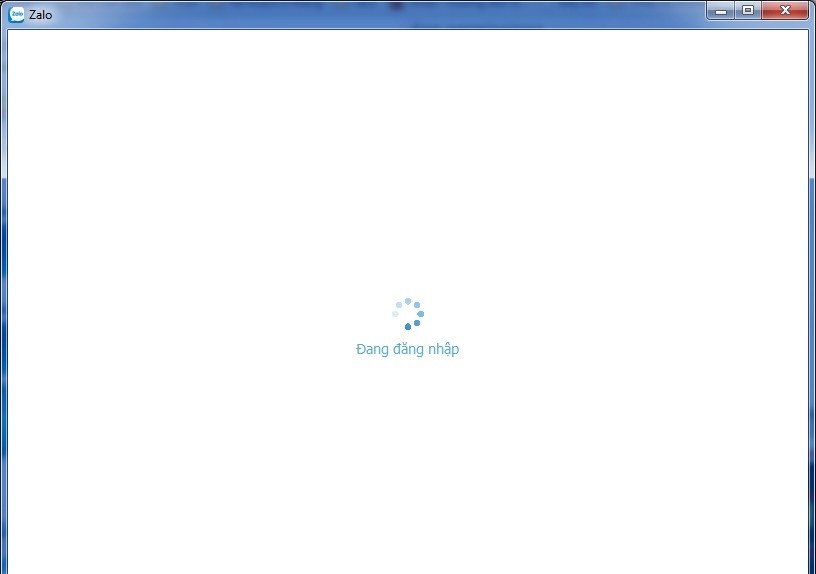 Giao diện chờ đợi xác nhận đăng nhập Zalo trên máy tính sau khi quét mã, hoàn tất tải Zalo về laptop Win 10.