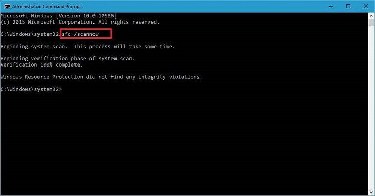 Giao diện cửa sổ Command Prompt đang chạy lệnh sfc /scannow để kiểm tra và sửa lỗi file hệ thống, giúp khắc phục tình trạng laptop bị đơ