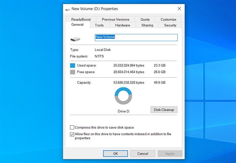 Giao diện cửa sổ hiển thị thông tin chi tiết về ổ cứng và các phân vùng trên Windows
