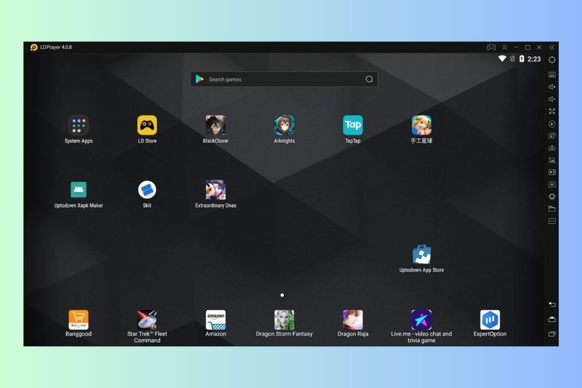 Giao diện người dùng của LDPlayer, một trong những phần mềm giả lập nhẹ nhất cho laptop, đang chạy một tựa game mobile