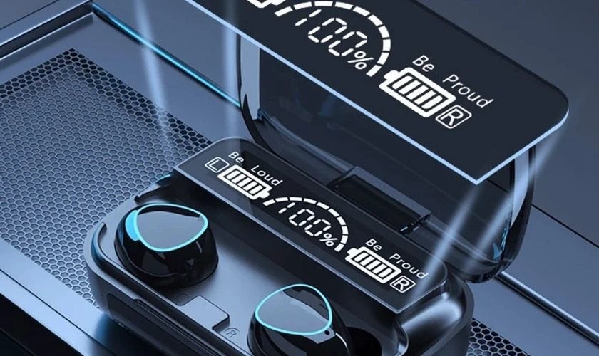 Giới thiệu tai nghe Bluetooth M10 với hộp sạc và tai nghe màu đen