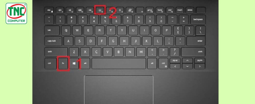Hình ảnh bàn phím laptop Dell, nhấn mạnh phím chức năng dùng để bật tắt đèn bàn phím laptop Dell.
