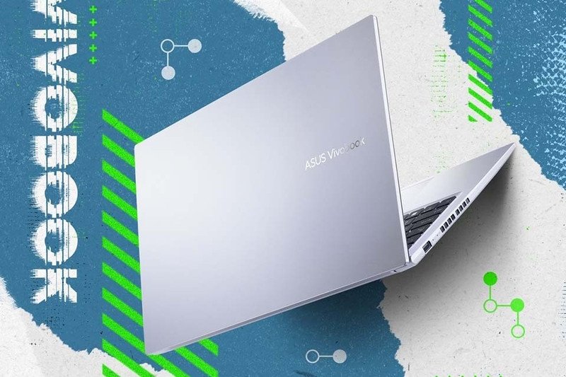Hình ảnh cận cảnh laptop Asus Vivobook 15 X1502VA-BQ885W màu bạc thanh lịch
