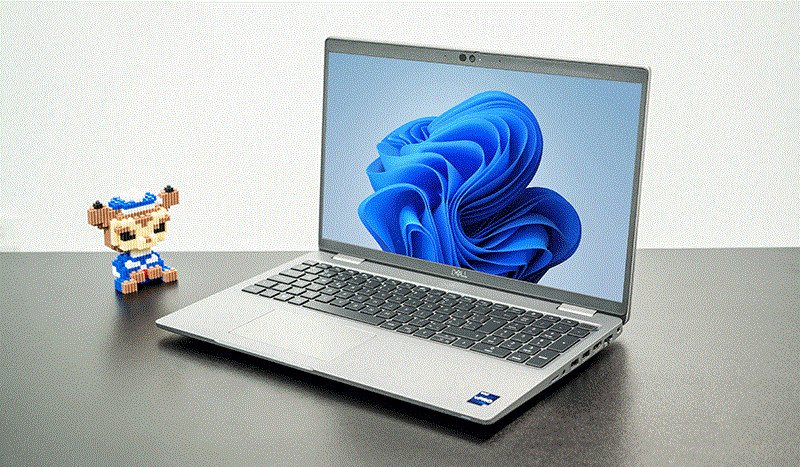 Hình ảnh laptop Dell Latitude 5530, thiết bị văn phòng chuyên dụng cho dân kế toán