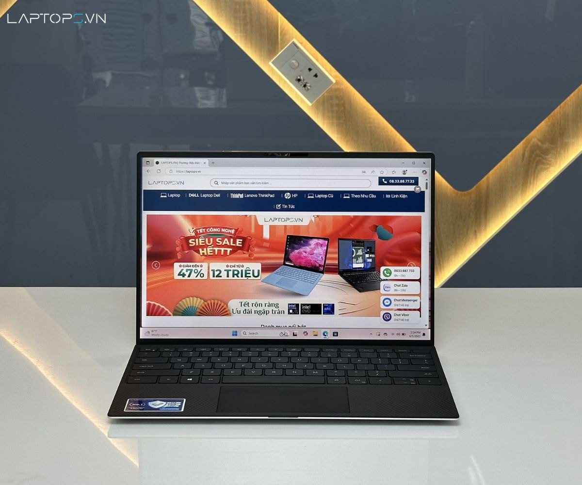 Hình ảnh laptop Dell XPS 13 cũ với cấu hình mạnh mẽ, phù hợp nhu cầu làm việc và giải trí