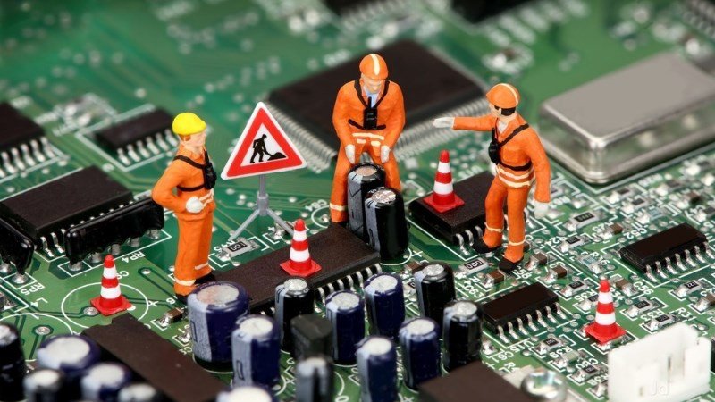 Hình ảnh minh họa bo mạch chủ (mainboard) bên trong một chiếc laptop Acer, thể hiện cấu trúc phức tạp của linh kiện chính.