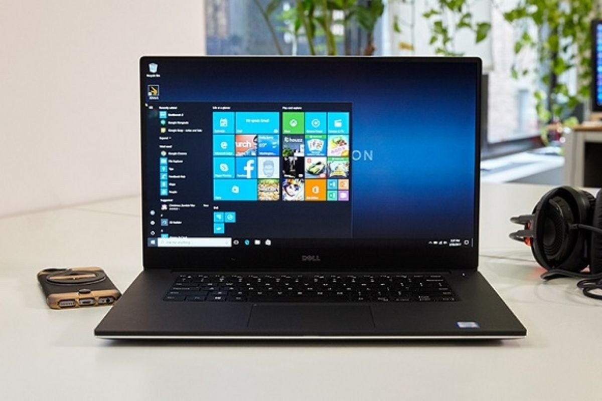 Hình ảnh minh họa việc chọn lựa phần mềm giả lập nhẹ nhất cho laptop với các tiêu chí về dung lượng và hiệu suất