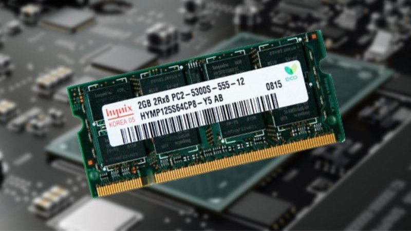 Hình ảnh minh họa việc nâng cấp RAM cho laptop để tăng hiệu suất