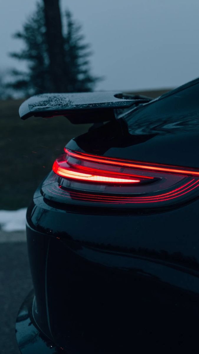 Hình ảnh Porsche 911 GT3 RS màu trắng tinh tế