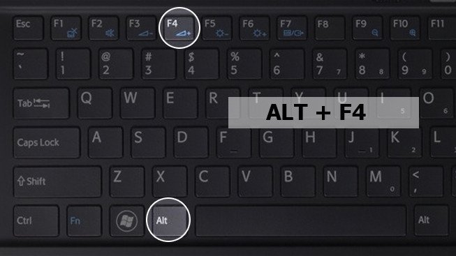 Hộp thoại Shutdown Windows xuất hiện khi dùng Alt + F4 để tắt laptop Win 11