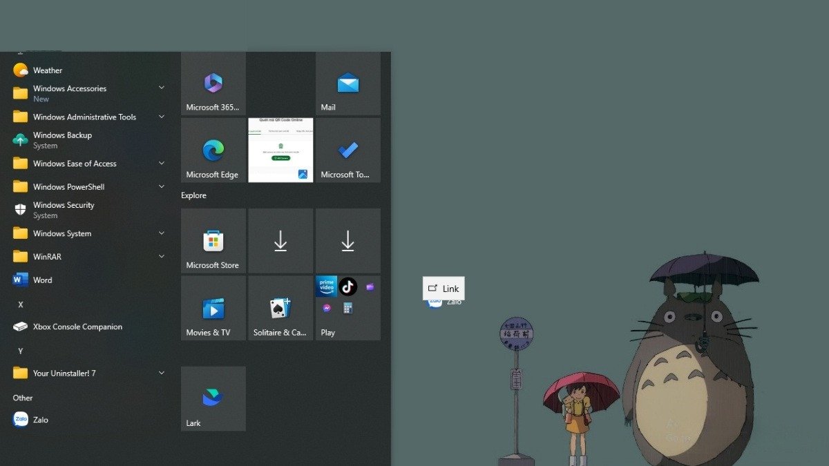 Kéo thả ứng dụng từ Start Menu ra màn hình chính laptop Windows