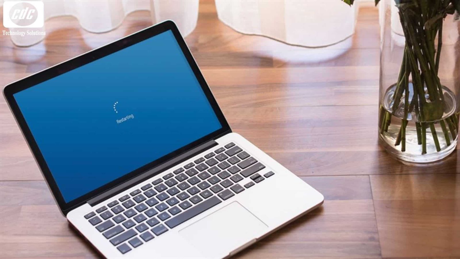 Khởi động lại laptop để khắc phục lỗi âm thanh