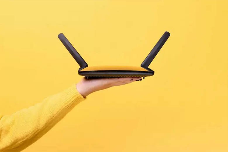 Khởi động lại modem và router Wifi để khắc phục sự cố