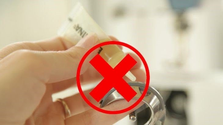 Không nên tùy tiện dùng dầu bôi trơn cho máy tính mà không tìm hiểu kỹ, vì có thể gây hại.