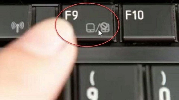 Kích hoạt lại touchpad để khắc phục cảm ứng laptop bị đơ