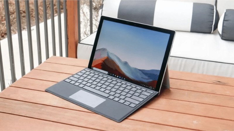 Kích thước thực tế của một chiếc laptop 12.5 inch