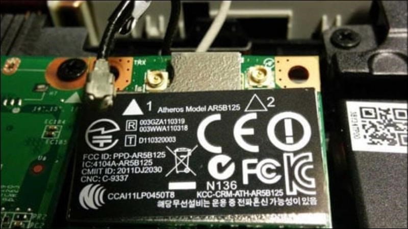 Kiểm tra kết nối vật lý của card WiFi laptop