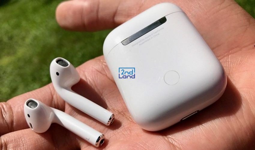 Kiểm tra ngoại hình tai nghe second hand