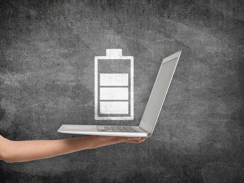 Kiểm tra tình trạng pin laptop bị chai có thể gây sập nguồn đột ngột